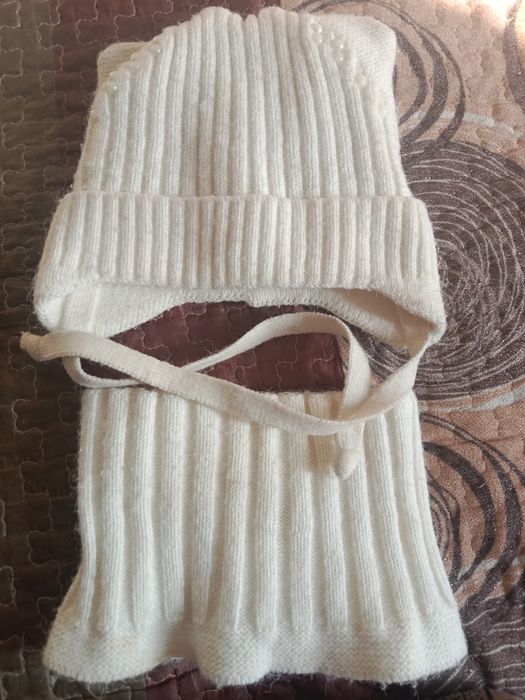 Продаётся для девочек ,зимний