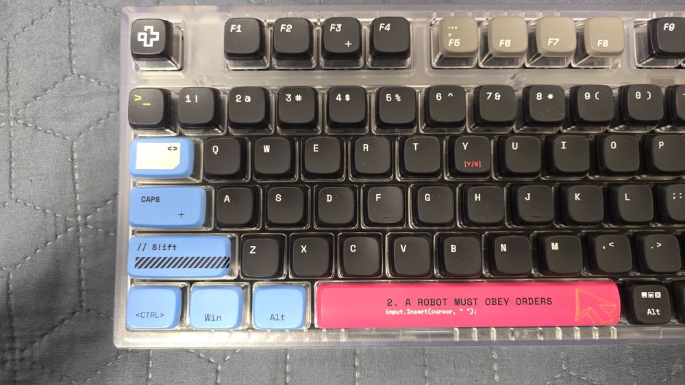 Tastatura qwertykey 75