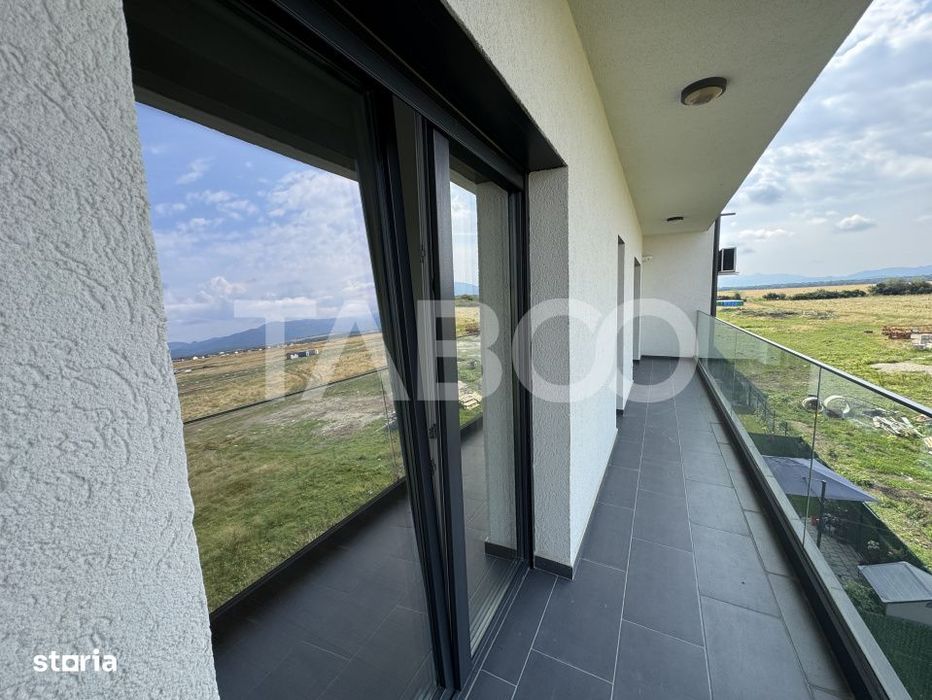 Apartament la etajul 2 cu 3 camere balcon loc parcare Doamna Stanca