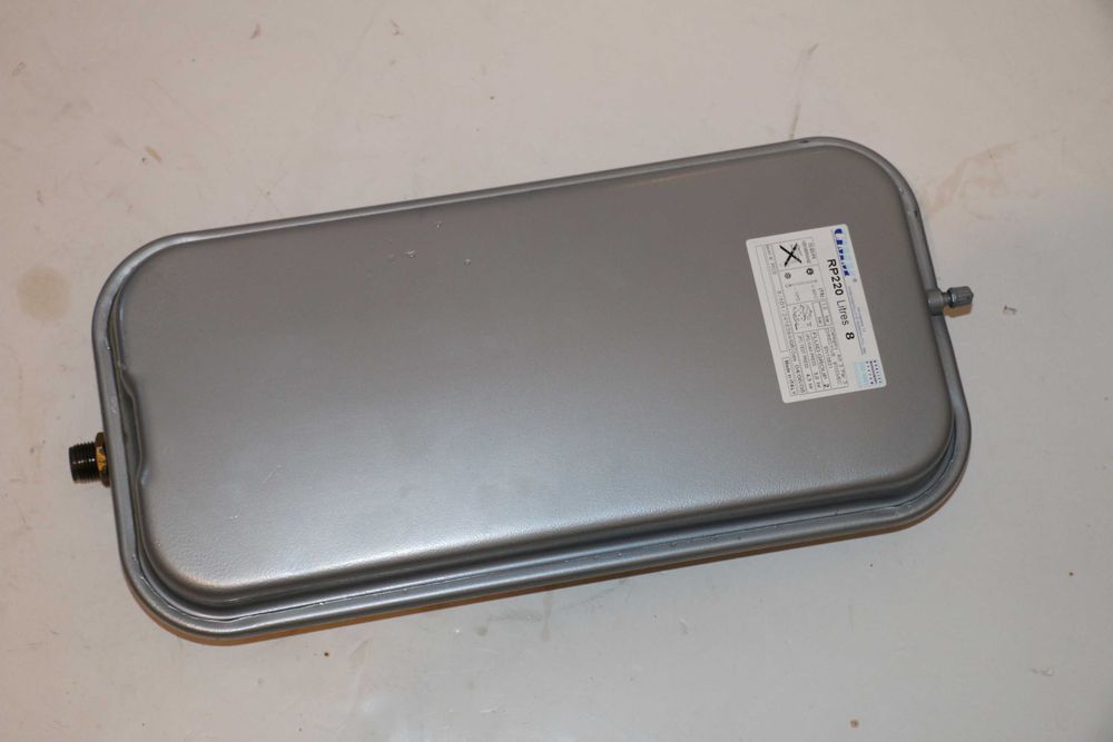 Vas expansiune CIMM RP 220 8L centrala termica Immergas Victrix 24 kw