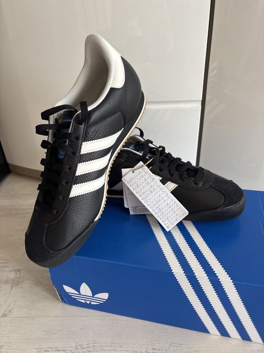 Нови! Adidas мъжки маратонки