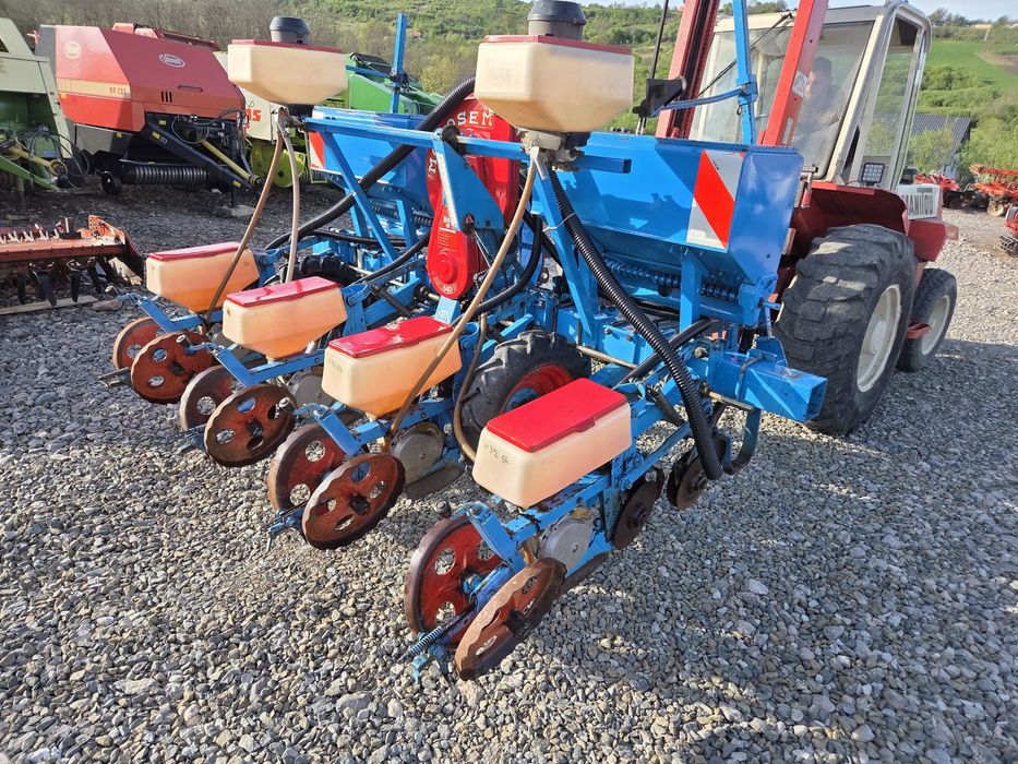 Semanatoare Porumb Monosem PNU 4  Sire