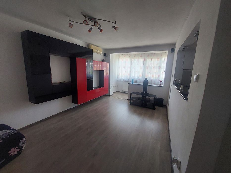 DEVA, Apartament 3 camere, decomandat, 75mp