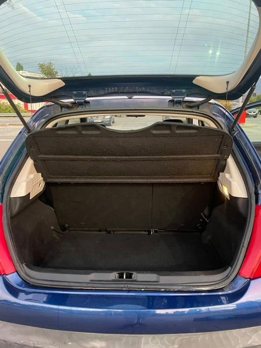 Автомобил Peugeot 207