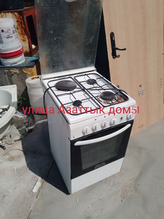 Улица Азаттык дом51  электро  газ плита