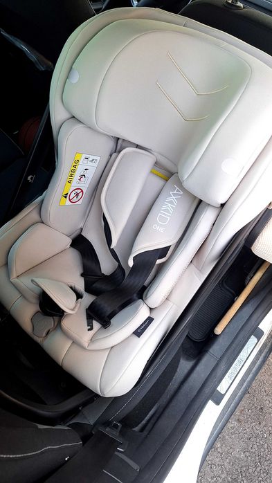 Детско столче за кола AXKID ONE +3 ISOFIX