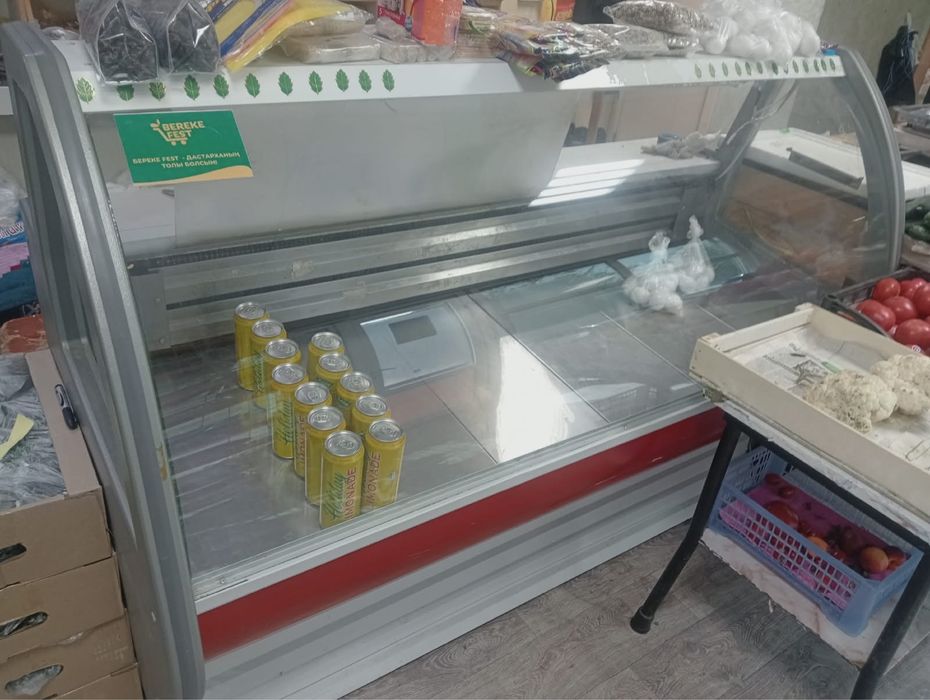 Холодильник для магазина