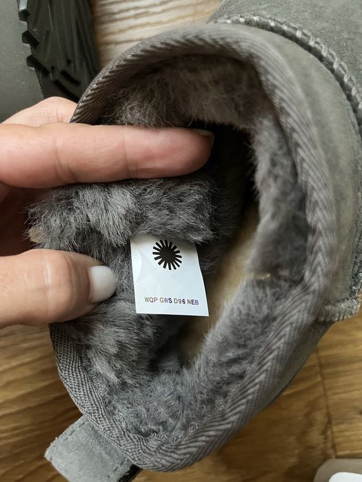 Ugg mini piele intoarsa