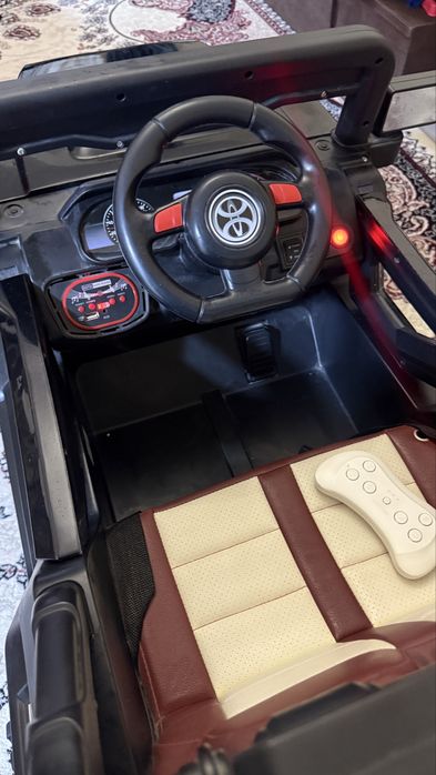 Детская машина новая