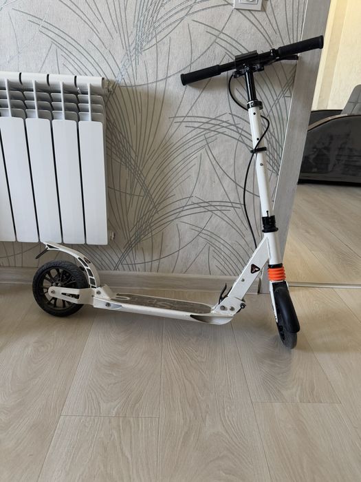 самокат б/у  до 100 кг