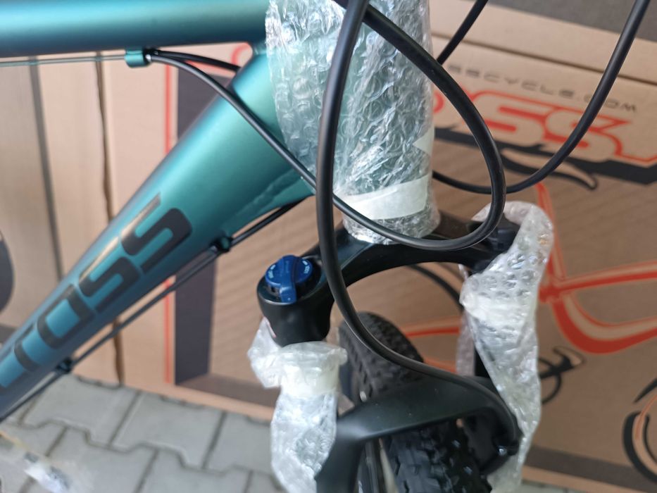 НОВ велосипед 29" Cross GRX 9