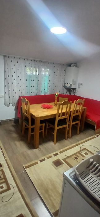 Casa de inchiriat valea rosie
