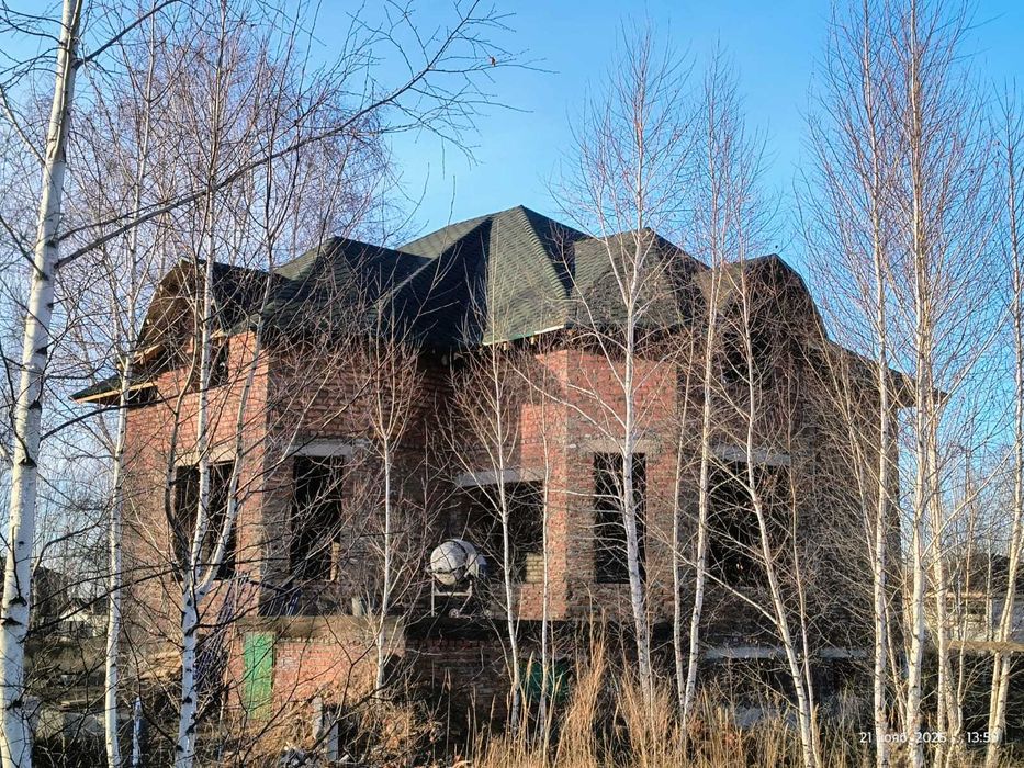 Продам большой дом РН Борки