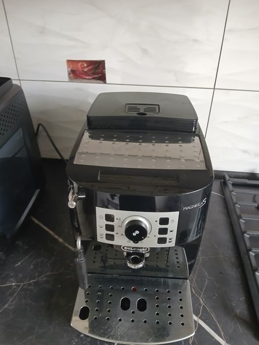 Espressor automat De'Longhi Magnifica S – Stare perfectă