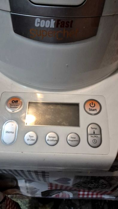 Multikooker în stare perfectă