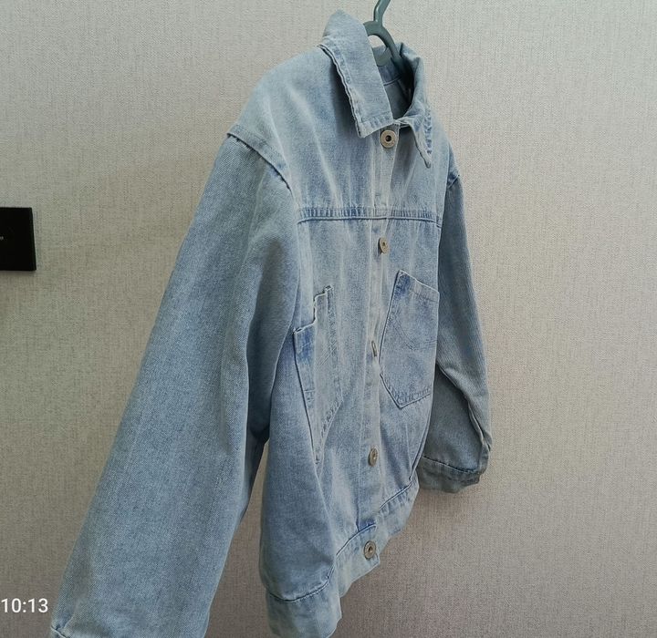 Qiz bolalar jinsi kastyumi sotiladi