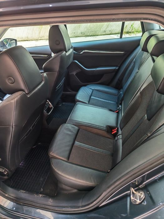 Vand sau Variante Skoda Octavia 2.0tdi dsg