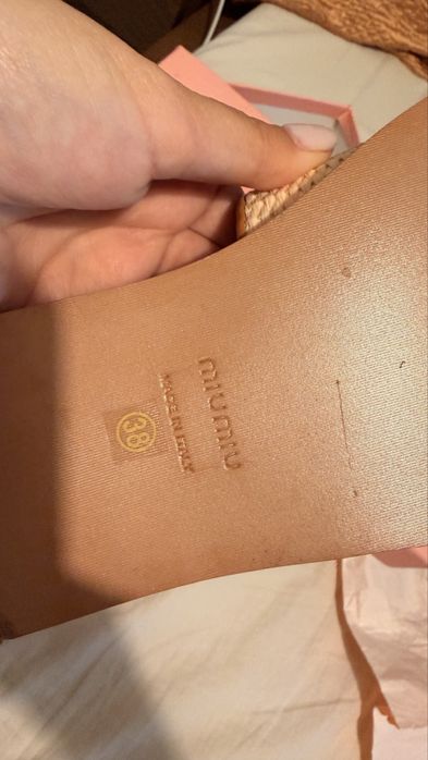 Papuci Miu miu super
