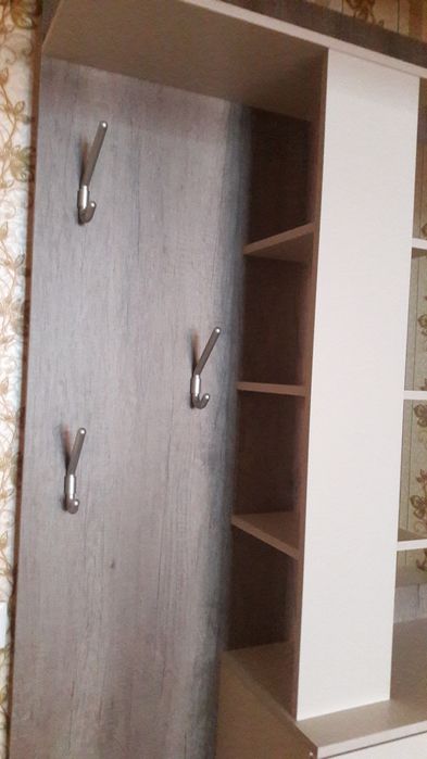 Прихожая с зеркалом