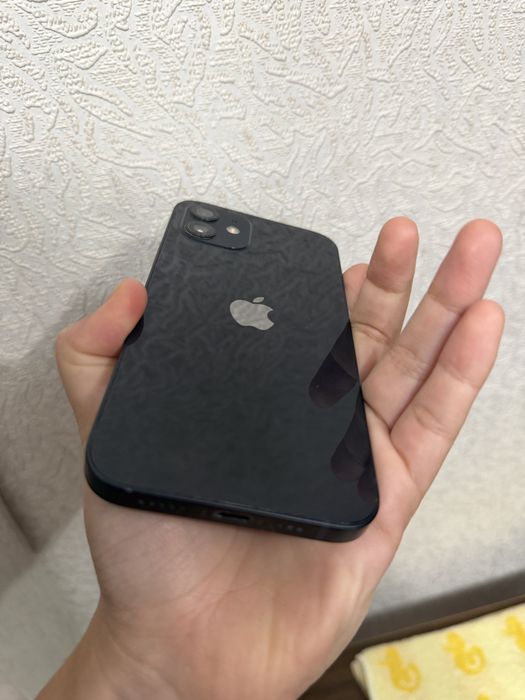 Iphone 12 б/у акб 77%