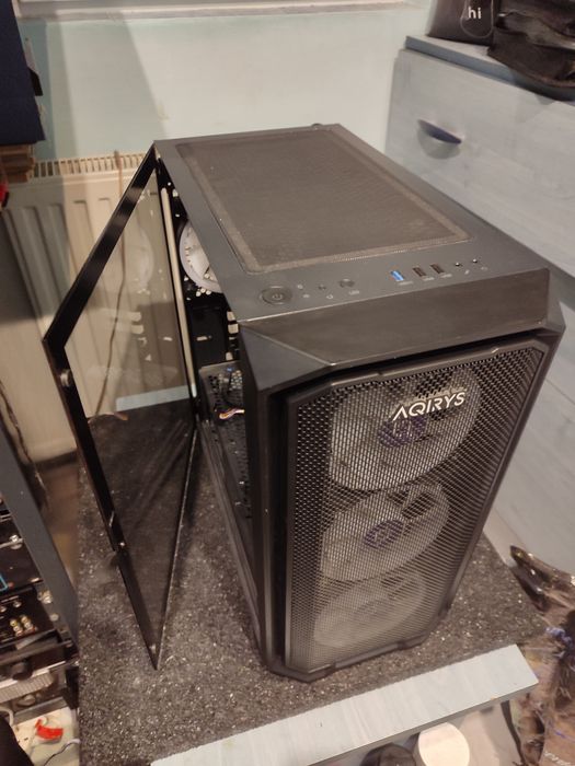 Carcasa PC Desktop AQIRYS