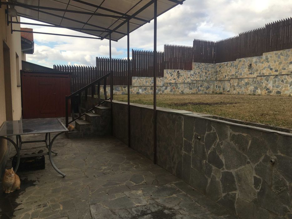 Vind casa  cu teren 355mp , in loc. Baciu