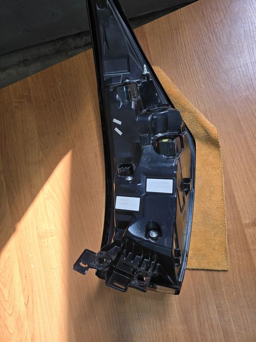 Задний фонарь lexus rx 350