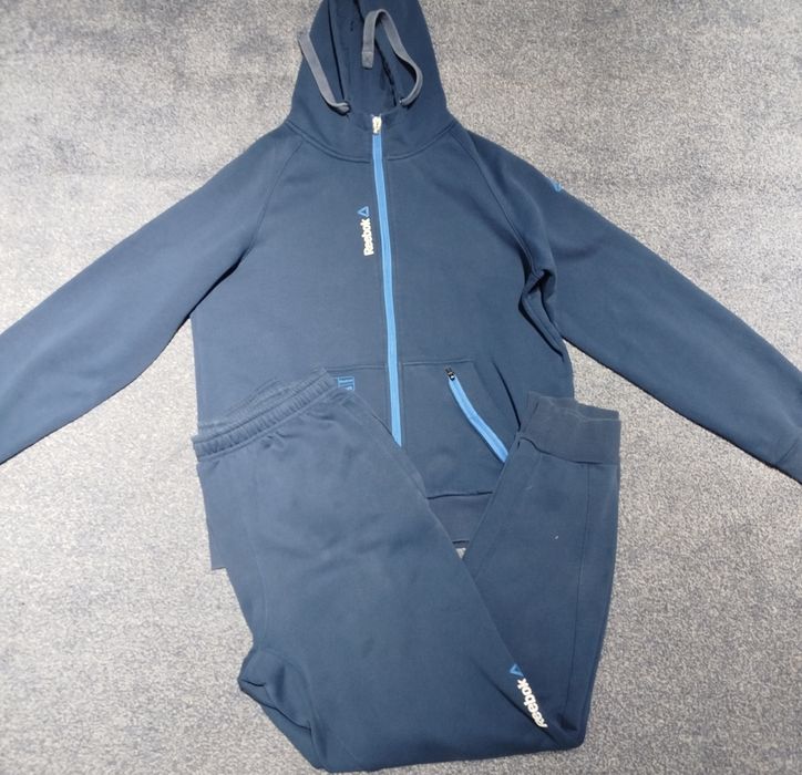 Мужской спортивный костюм, размер L