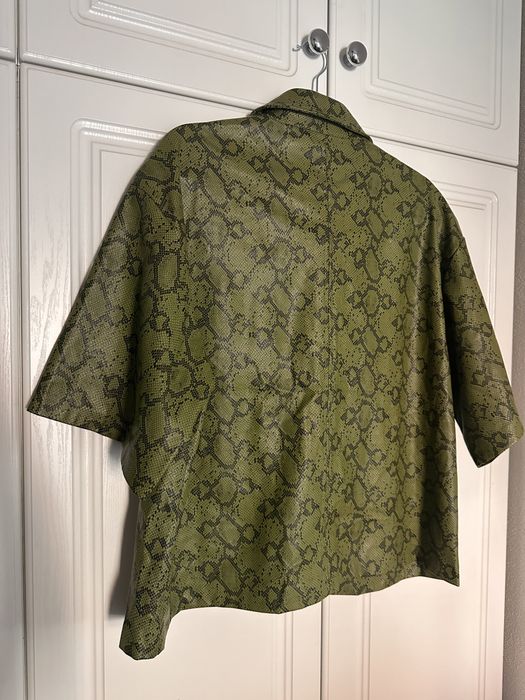 Topshop tricou imitatie piele verde marime M/L
