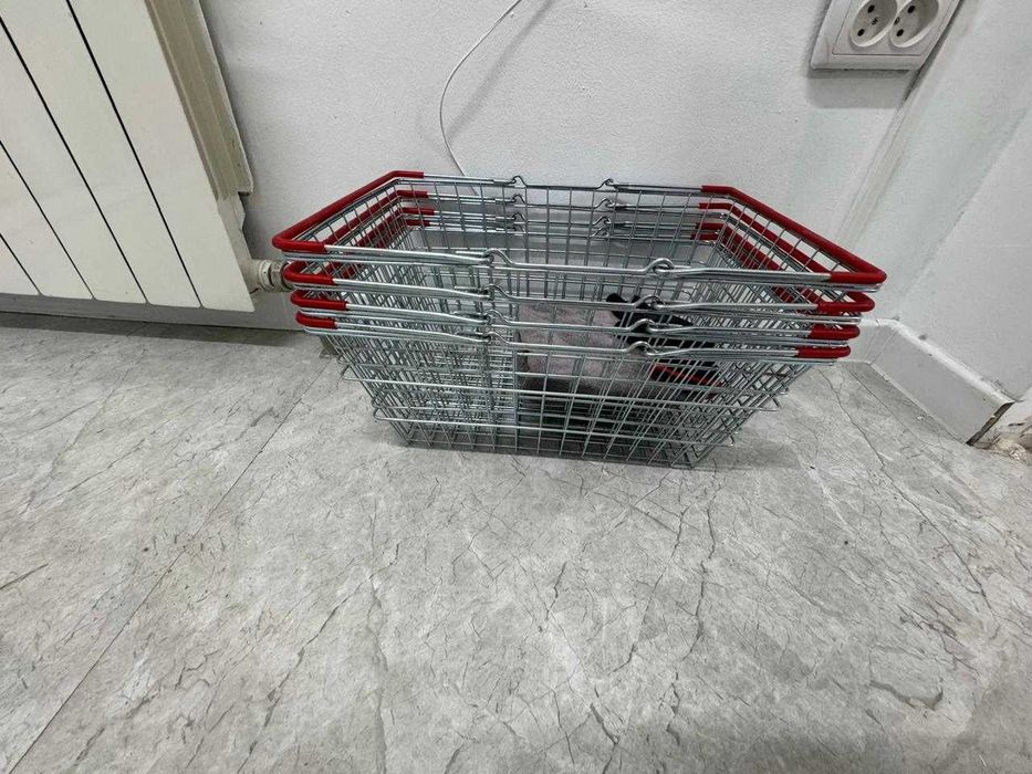 Стеллажи для магазина