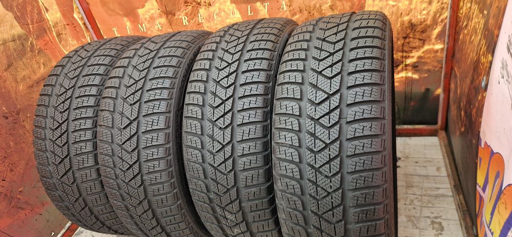 Set 4 Anvelope noi 0 km Pirelli 205 40 R18 M+S . Run-flat