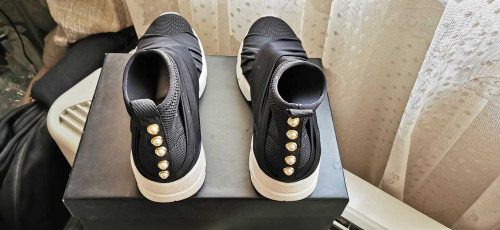 Оригинални маркови дамски сникърси MY TWIN TWINSET - 38 номер