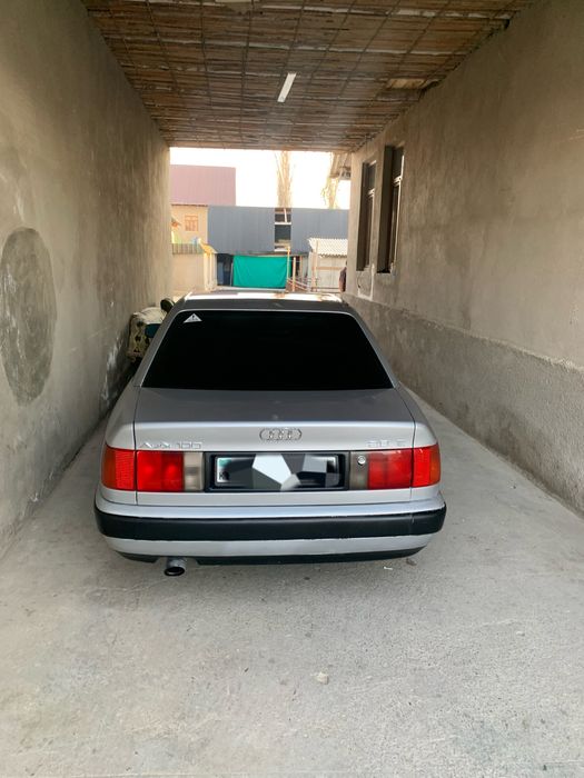 Audi 100  гарантирование