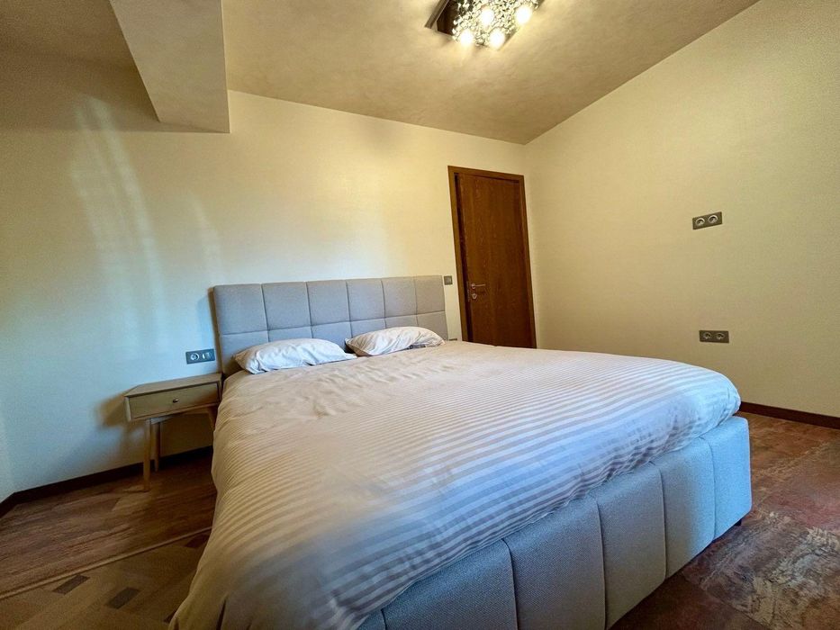 Дава се под наем Многостаен апартамент в Пловдив, Христо Смирненски - 277 кв.м за 1097.01 € - Снимка #7