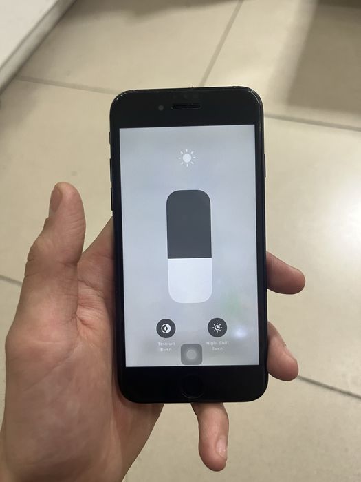 Айфон 7 32 гб в идиолным состаяни