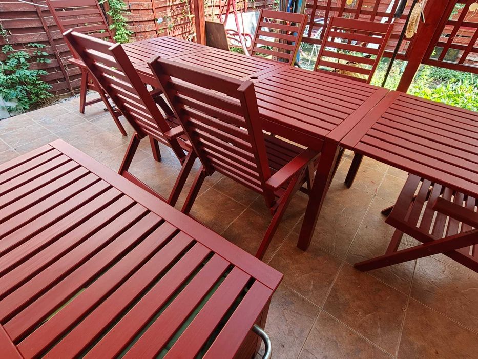 Vand set mobilier din lemn pentru terasa