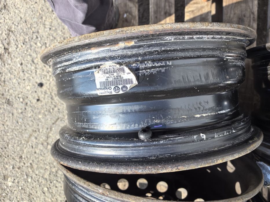 15 цола 5 х 98 мм Фиат Типо / Алфа Ромео - 6 инча / ЕТ 38