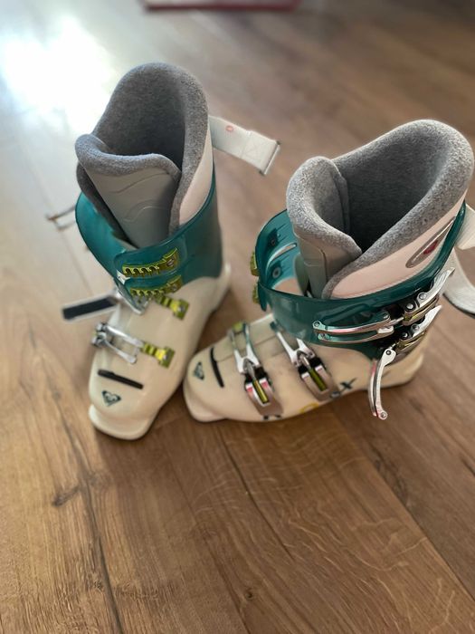 Ски обувки  Roxy