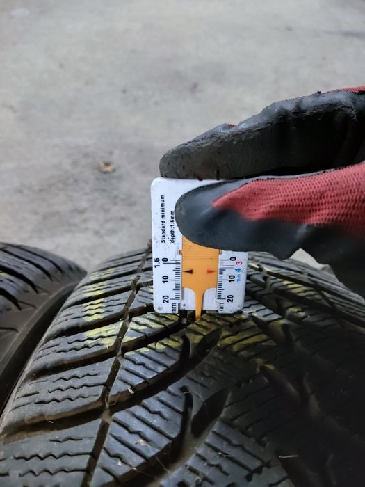 225 60 15 зимни Michelin