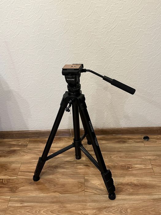 Штатив Yunteng VCT - 999
