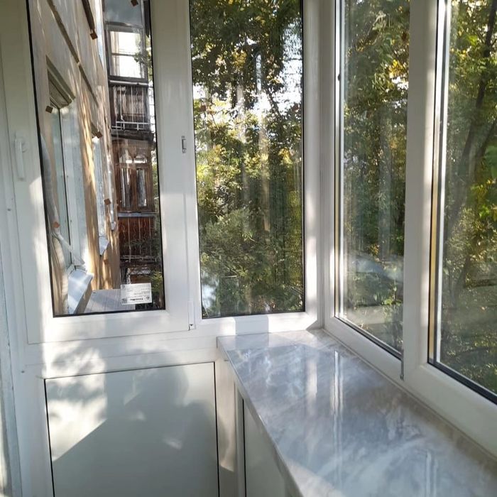 Окна двери, витражы.