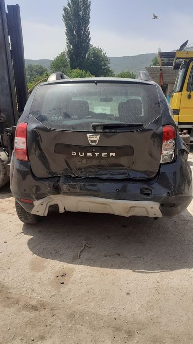 Dacia Duster-1.5дизел/110к.с./2015год.-на части