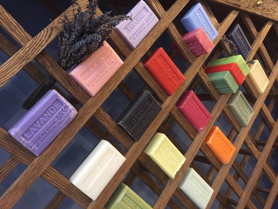 Стелаж за вино, дъб, ръчна изработка.