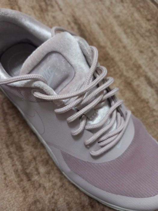 Дамски маратонки Nike