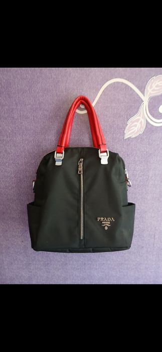 Данска чанта на Prada