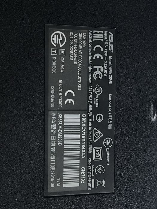 Ноутбук ASUS X556U