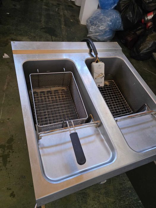 Friteuze profesional gaz si 380