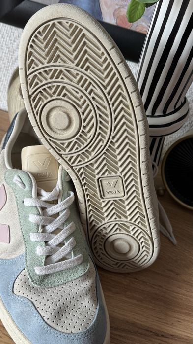 Дамски сникърси Veja V-10 номер 41