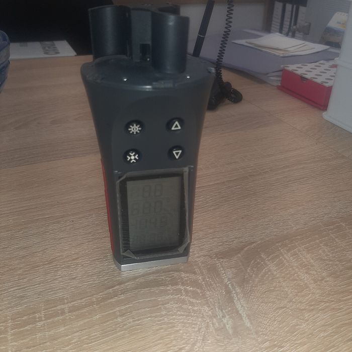 Ветромер,Влагомер,термометър.