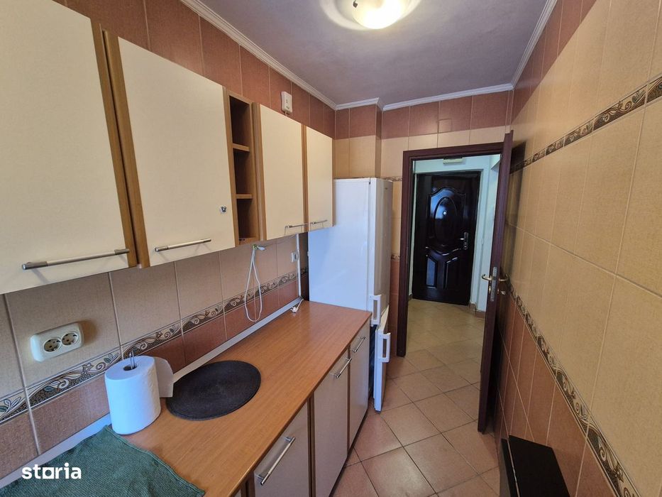Lacul Tei inchiriere garsoniera cu boiler electric